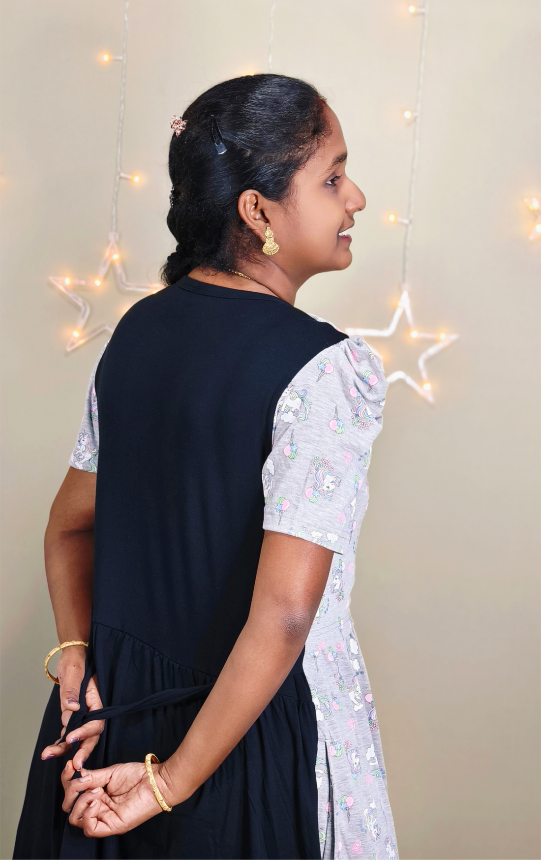 DUAL COLOUR ZIPLESS FEEDING MAXI ( PRINT OFF WHITE)