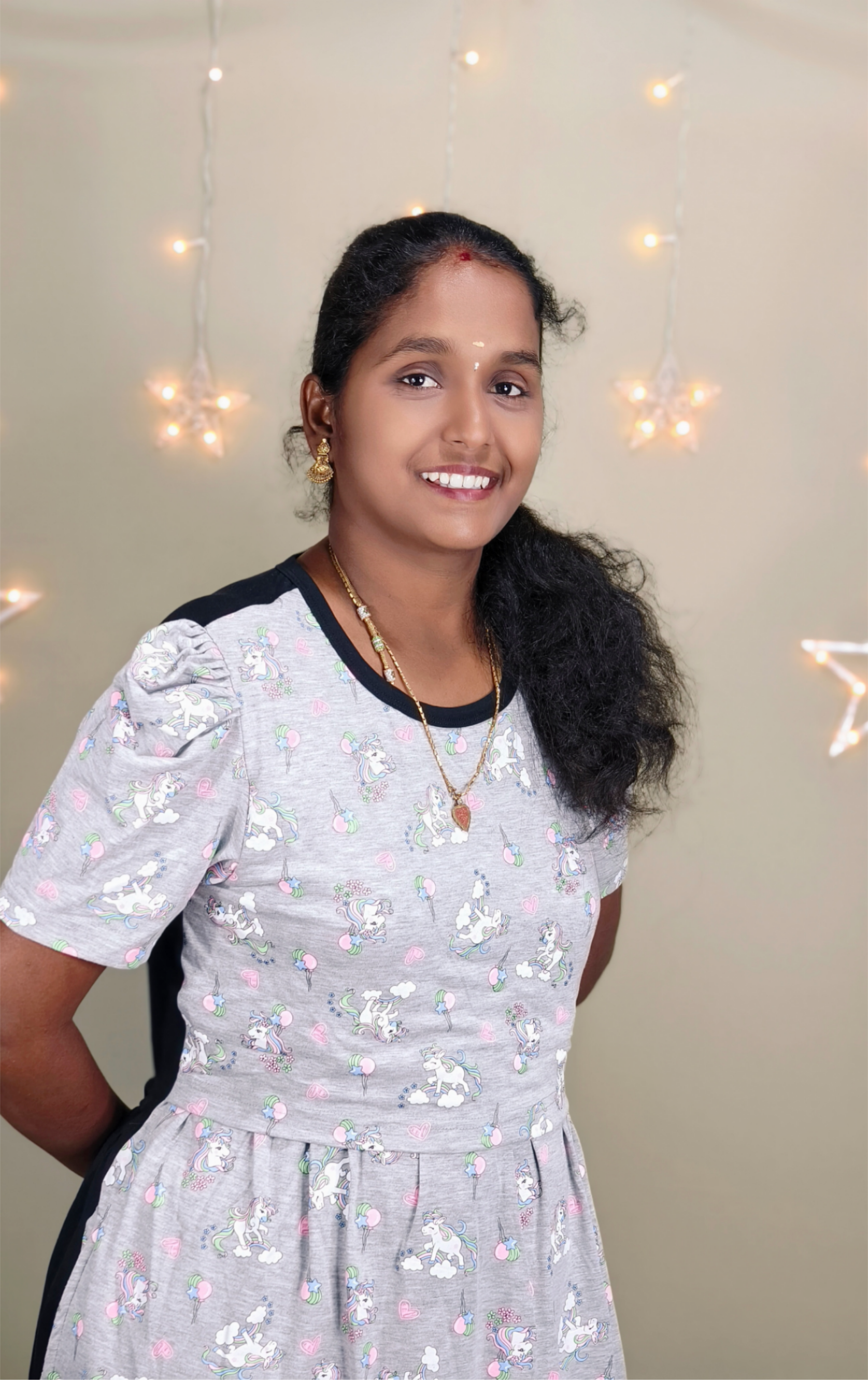 DUAL COLOUR ZIPLESS FEEDING MAXI ( PRINT OFF WHITE)