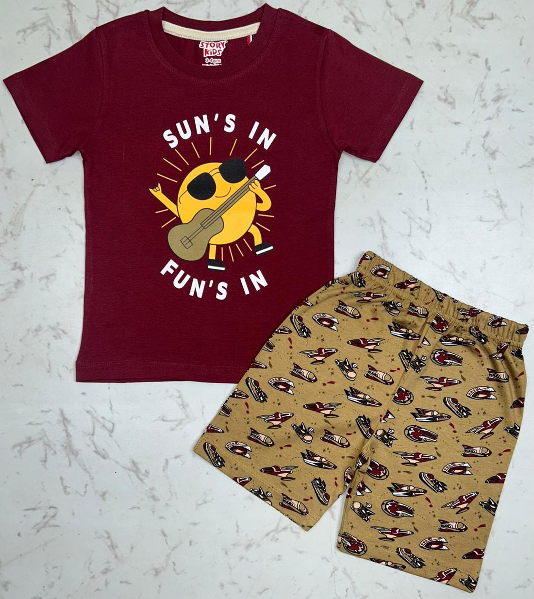 maroon tshirts shorts set