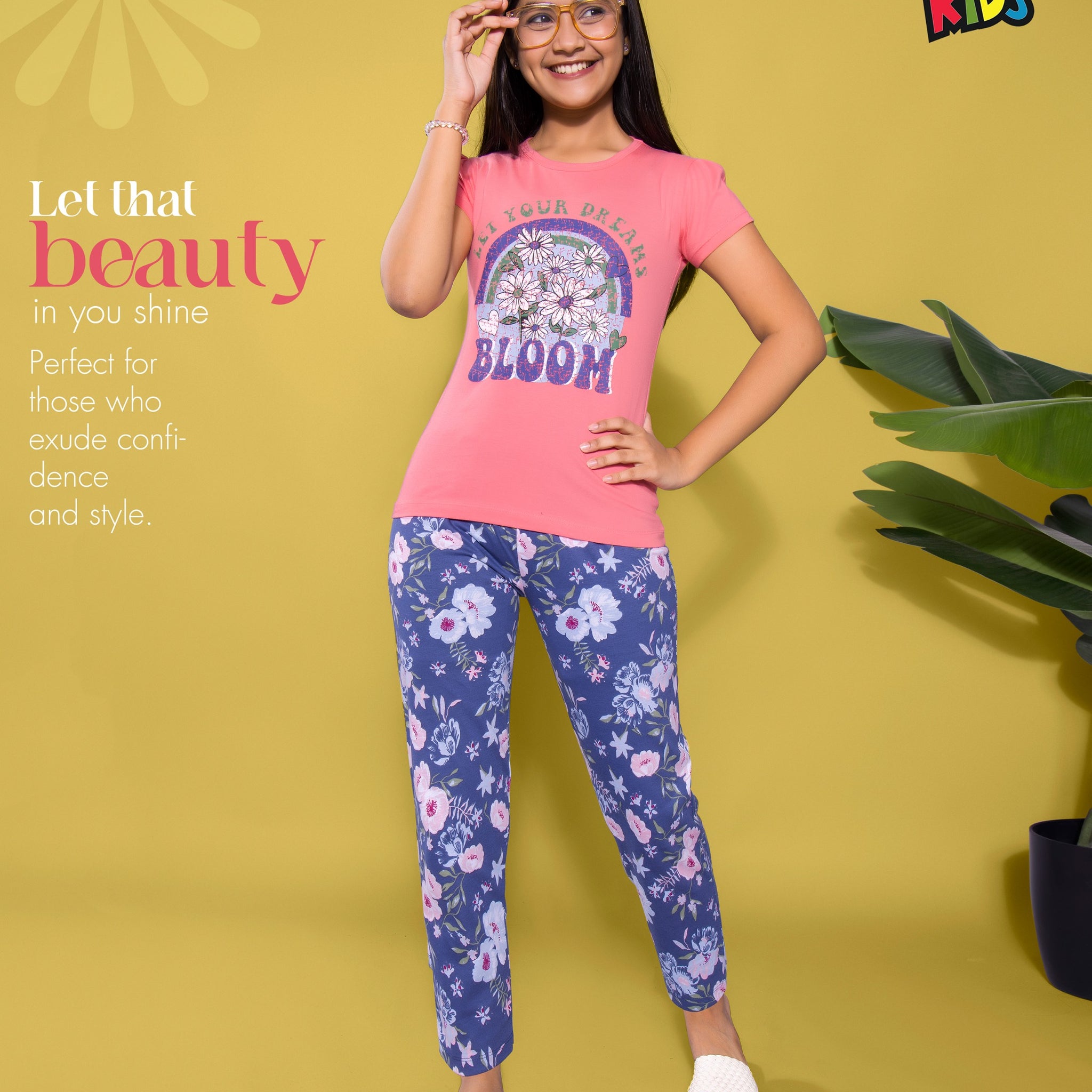 LITE ORGANE  GREEN PRINTED TSHIRT PANT SET