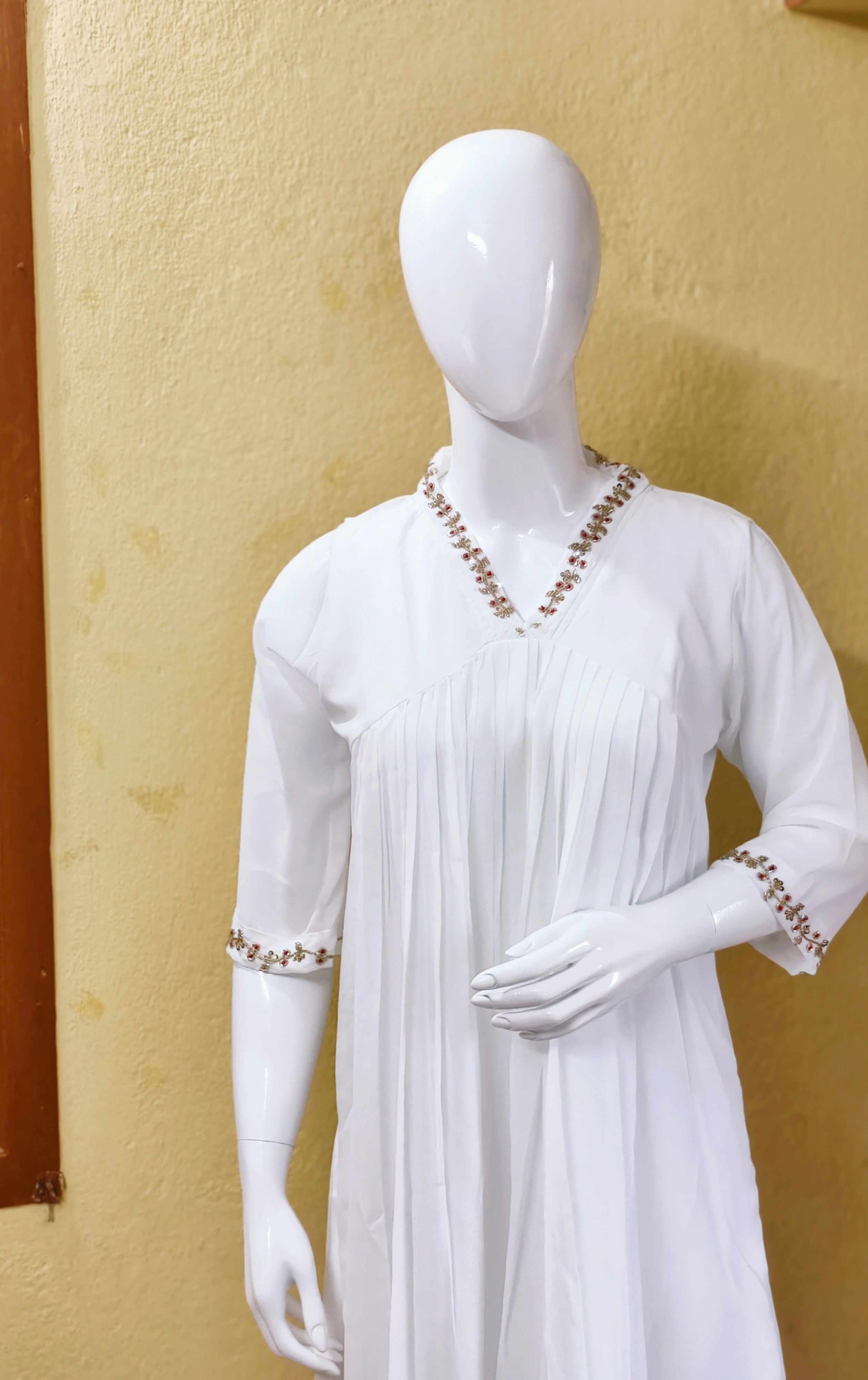 ANGEL WHITE CHRISTMAS GEORGETTE KURITS