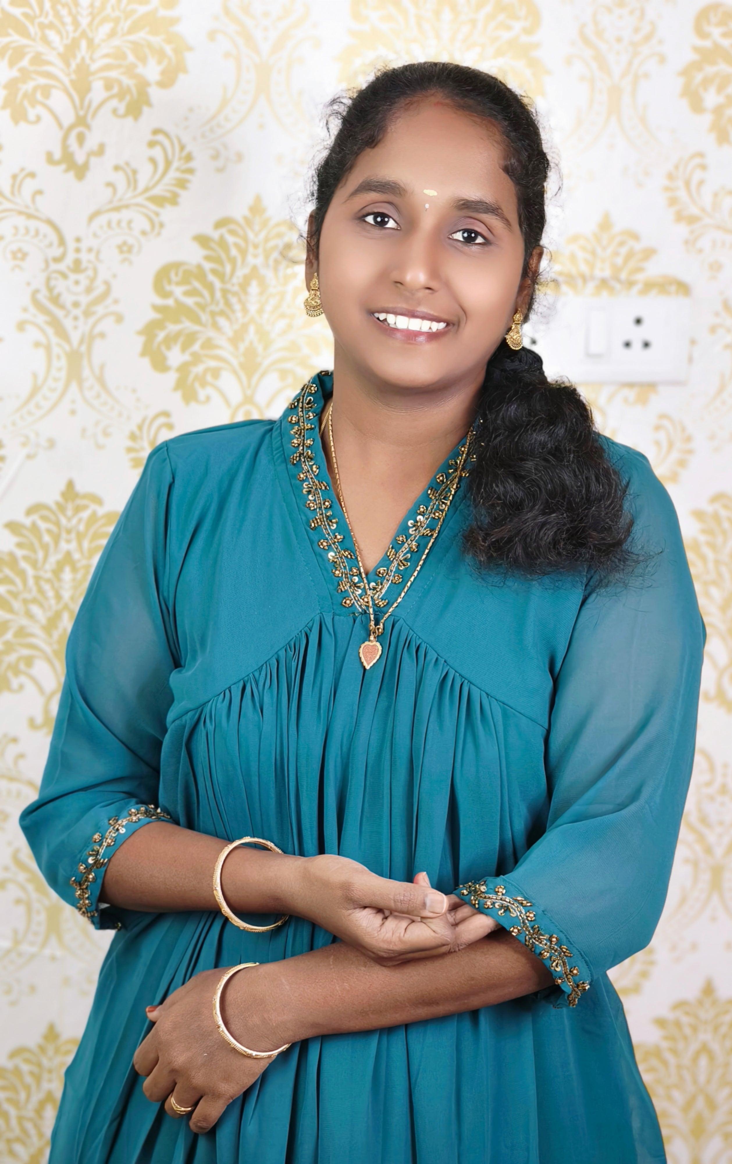 RAMAR GREEN V NECK GEORGETTE KURITS