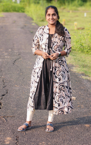 Black overcoat model for Vatican Kurtis