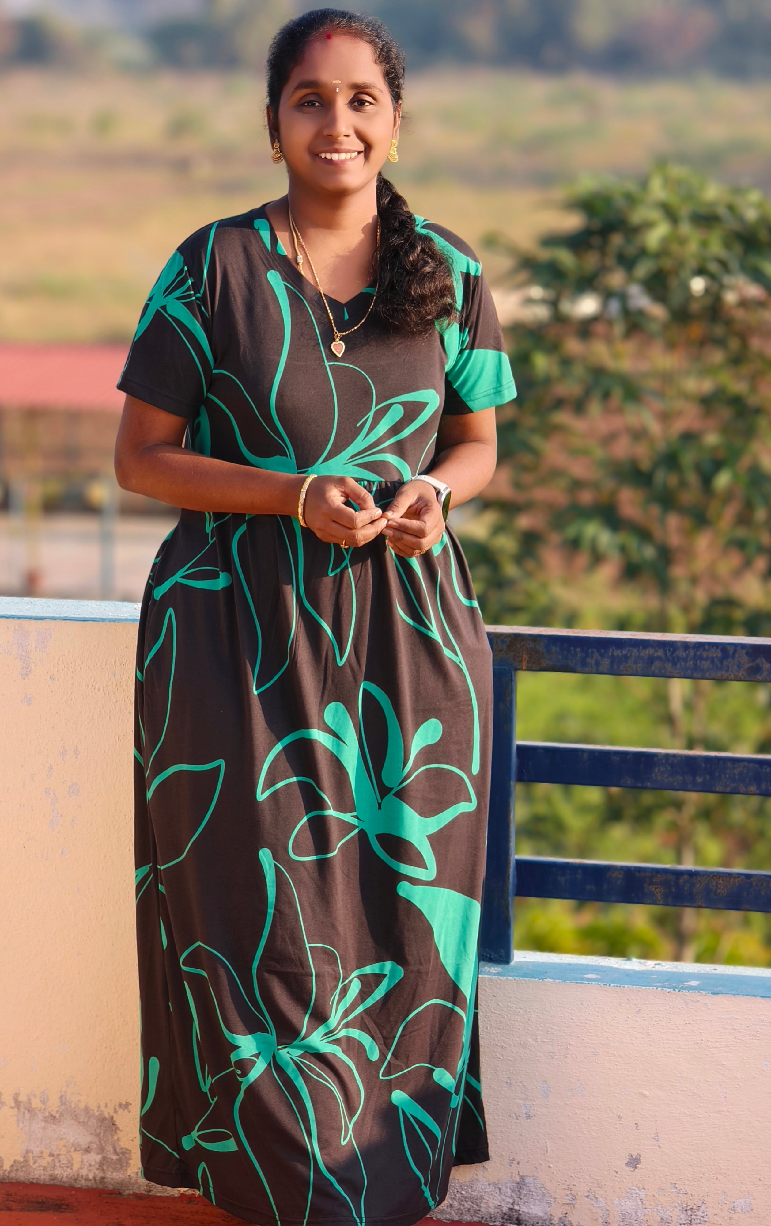 Soft fabric Black green v Non feeding maxi ( Lite weight)