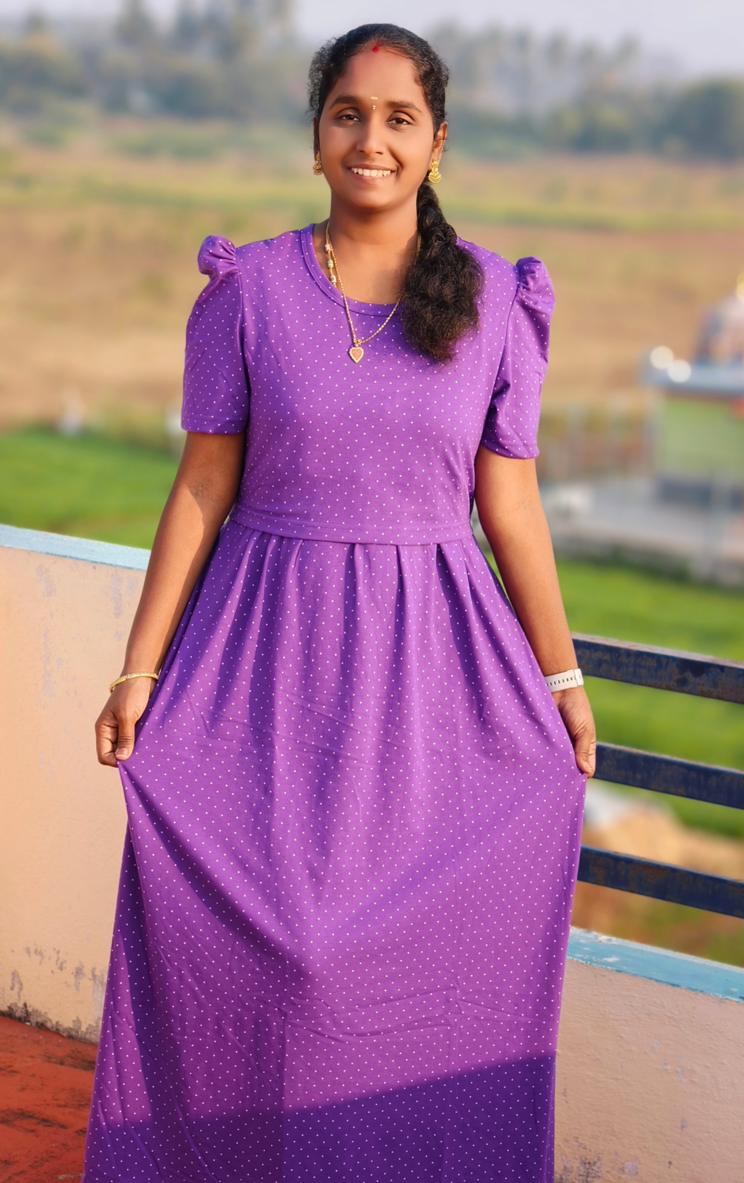 Violet Zipless feeding maxi